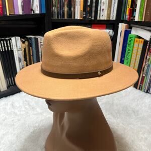 FREE PEOPLE WOMENS WYTHE FEDORA 100% WOOL TAN BROWN HAT W/ LEATHER BAND